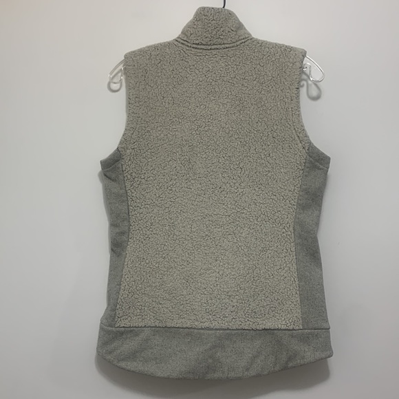 The North Face Furry Fleece Vest - Picture 5 of 10
